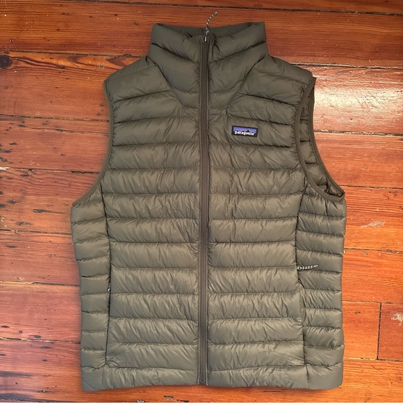 Patagonia Other - Patagonia Down Vest, Men’s Medium